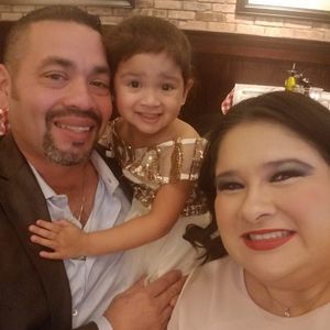 Meet your Posher, Andrea